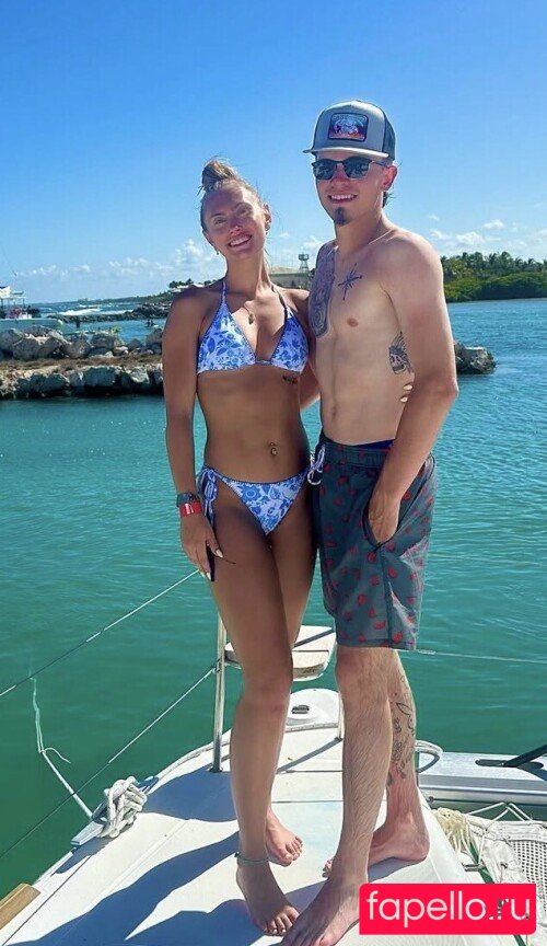 savannah Onlyfans Photo Gallery 