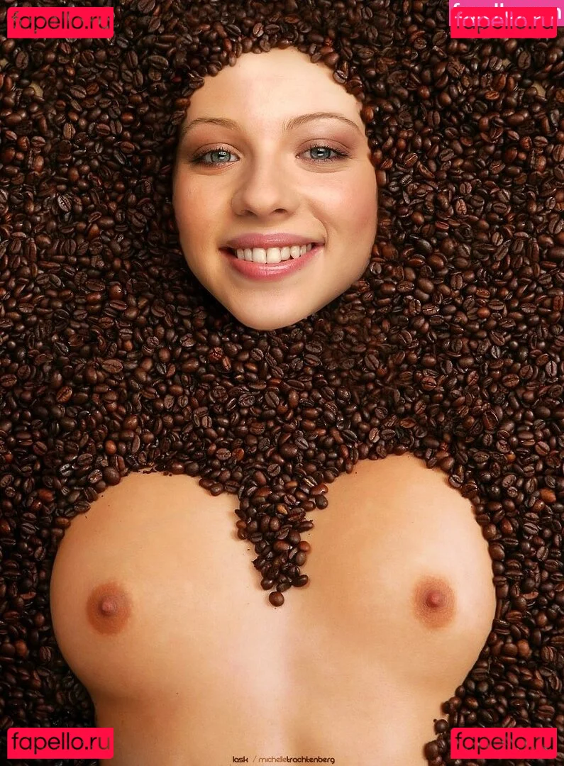 Michelle Trachtenberg Onlyfans Photo Gallery 