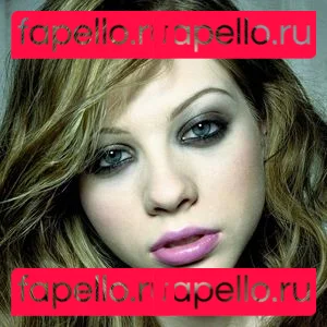 Michelle Trachtenberg Onlyfans Photo Gallery 