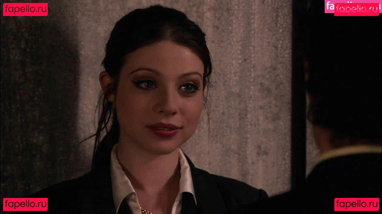 Michelle Trachtenberg Onlyfans Photo Gallery 