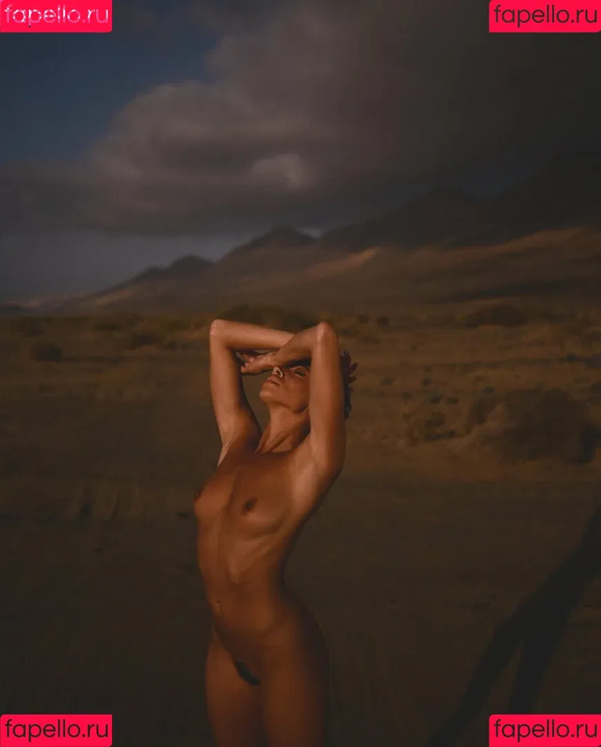 Clara Renè Onlyfans Photo Gallery 