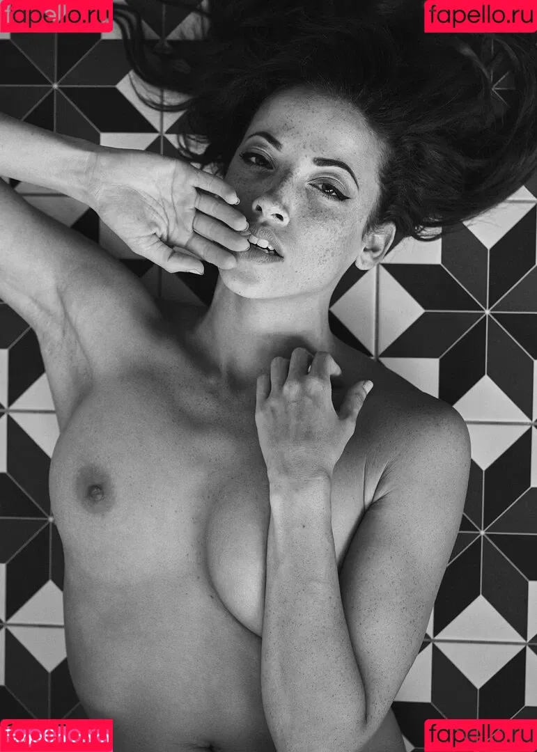 Clara Renè Onlyfans Photo Gallery 