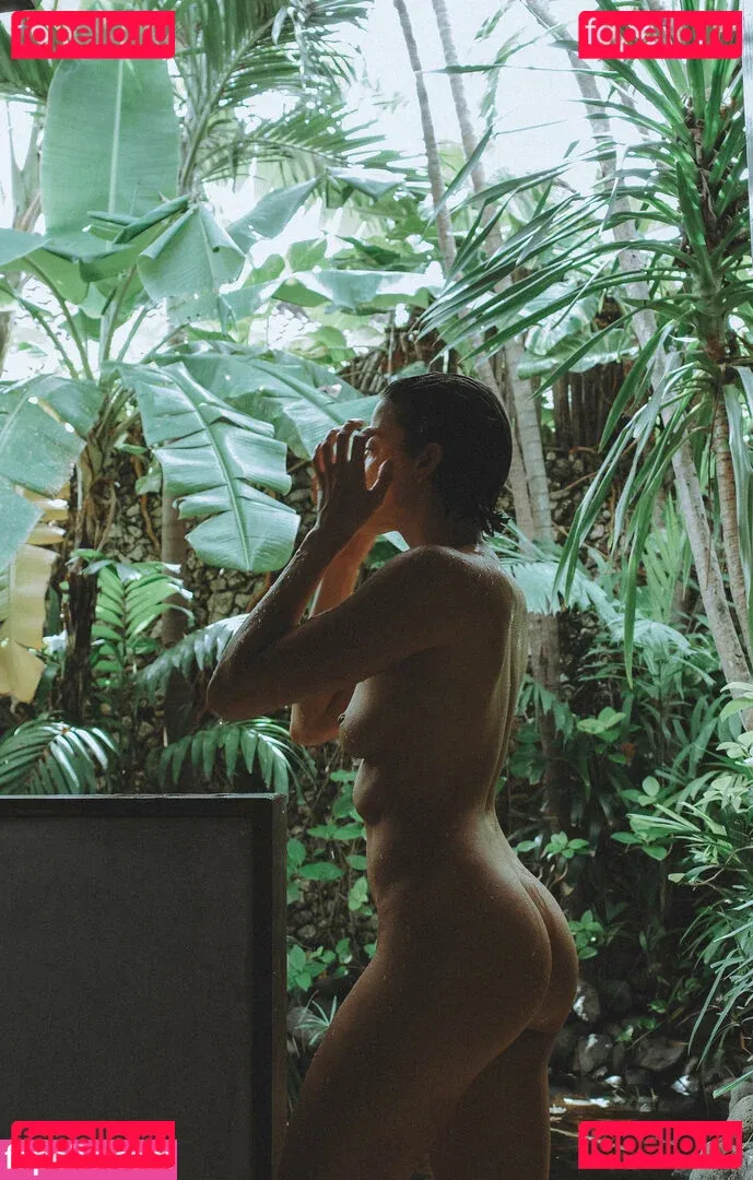 Clara Renè Onlyfans Photo Gallery 