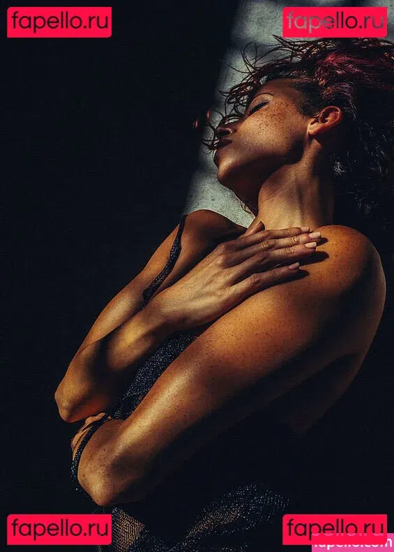 Clara Renè Onlyfans Photo Gallery 