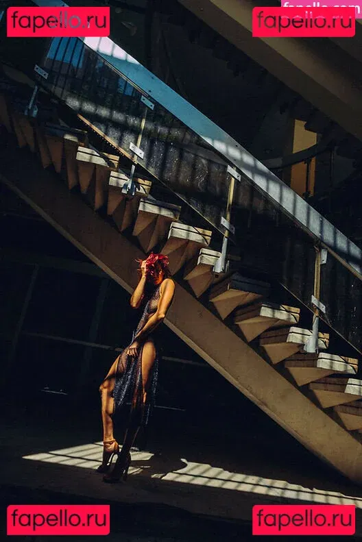 Clara Renè Onlyfans Photo Gallery 