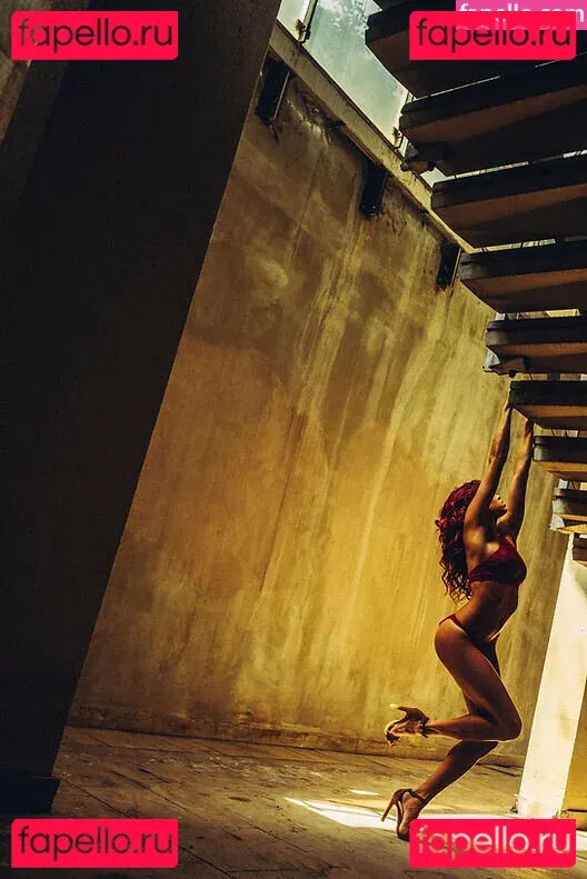 Clara Renè Onlyfans Photo Gallery 