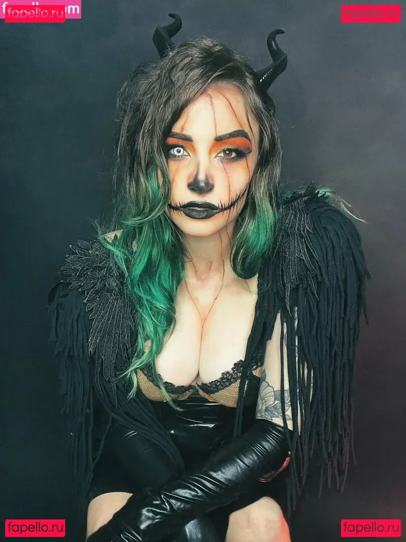 itskaylaerin Onlyfans Photo Gallery 