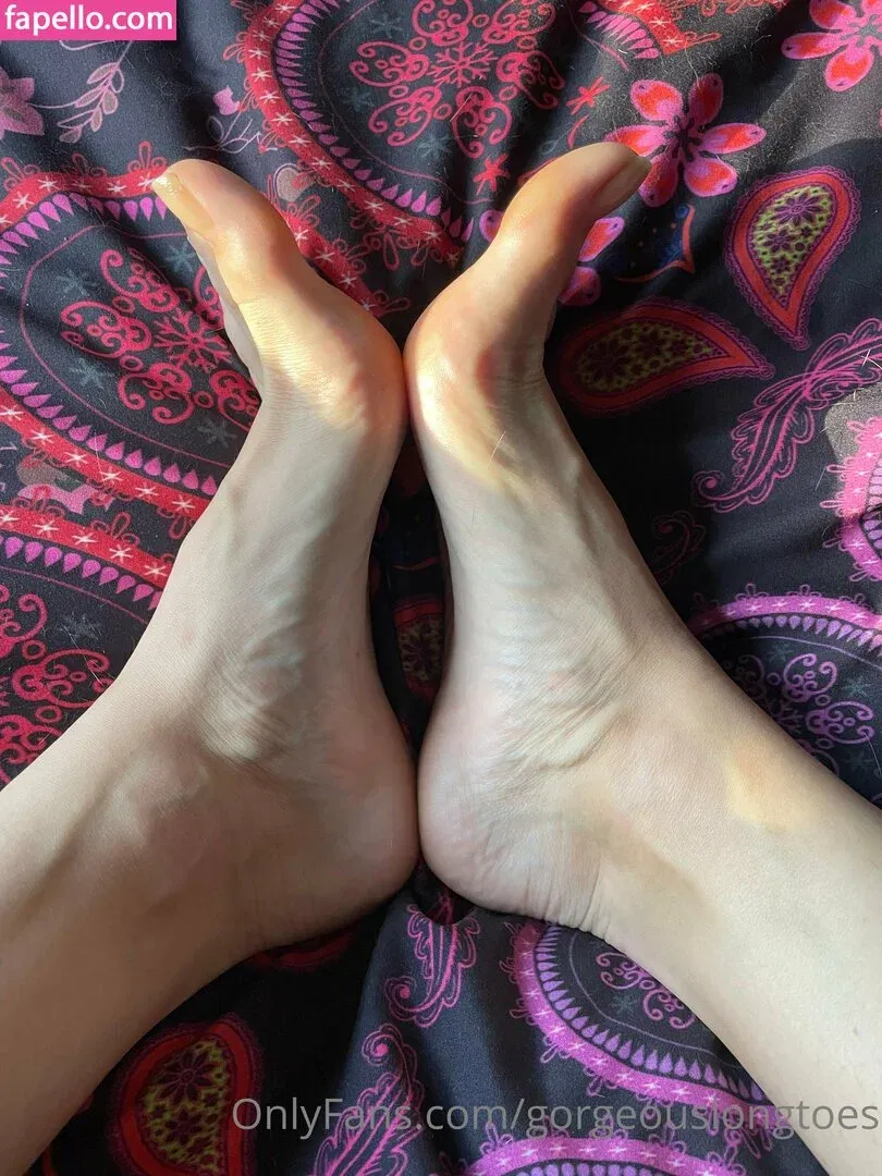 gorgeouslongtoes Onlyfans Photo Gallery 