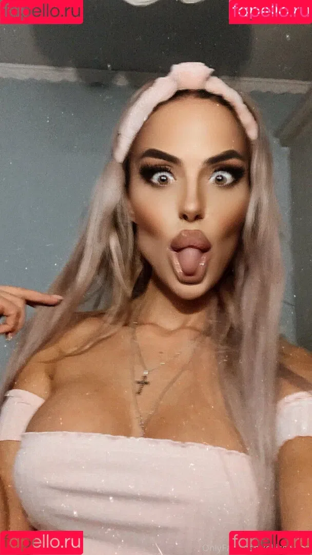 ellissexton Onlyfans Photo Gallery 