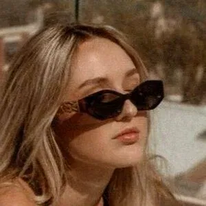 megannabelle Onlyfans Photo Gallery 