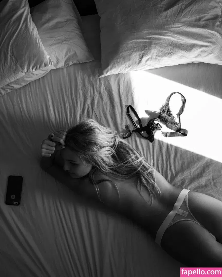 megannabelle Onlyfans Photo Gallery 