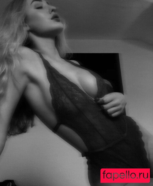 megannabelle Nude Onlyfans Photo 12