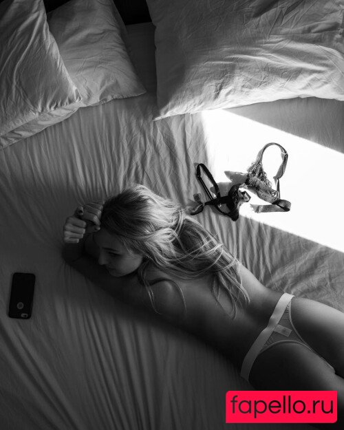 megannabelle Nude Onlyfans Photo 10