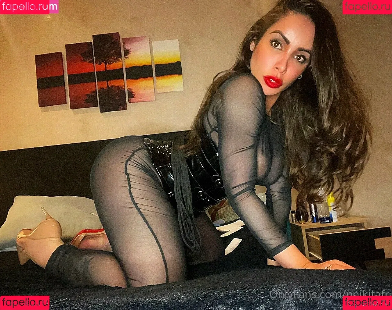 pnikitafr Onlyfans Photo Gallery 