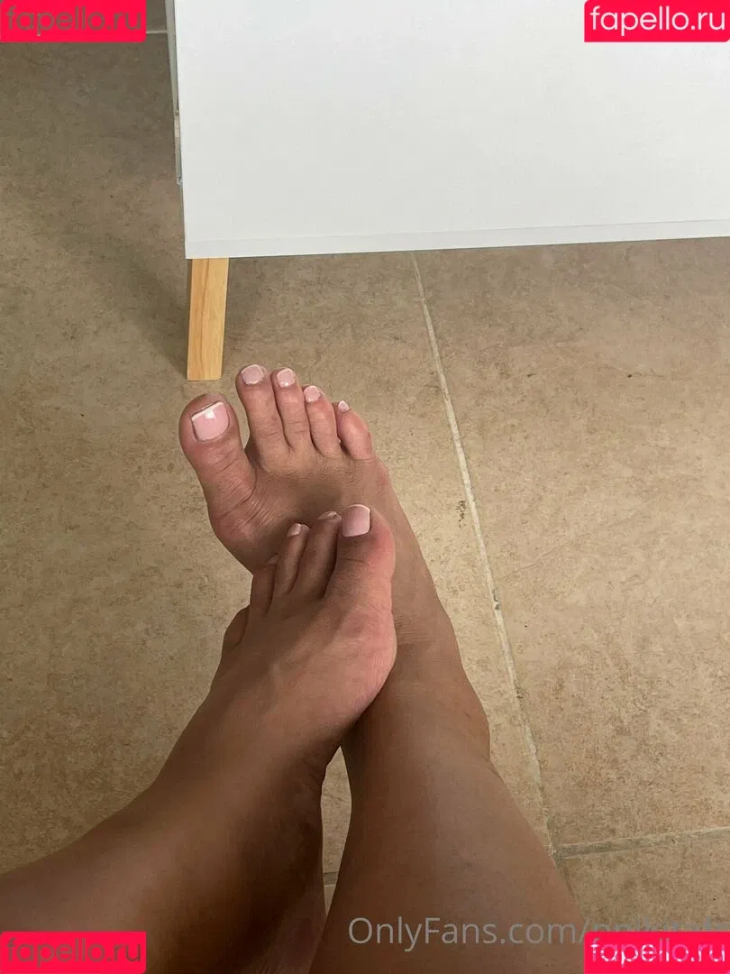 pnikitafr Onlyfans Photo Gallery 