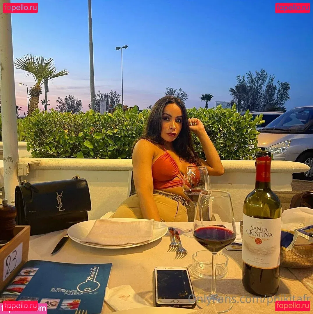 pnikitafr Onlyfans Photo Gallery 