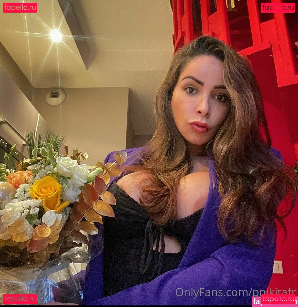 pnikitafr Onlyfans Photo Gallery 