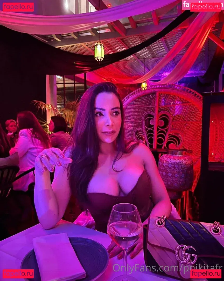 pnikitafr Onlyfans Photo Gallery 