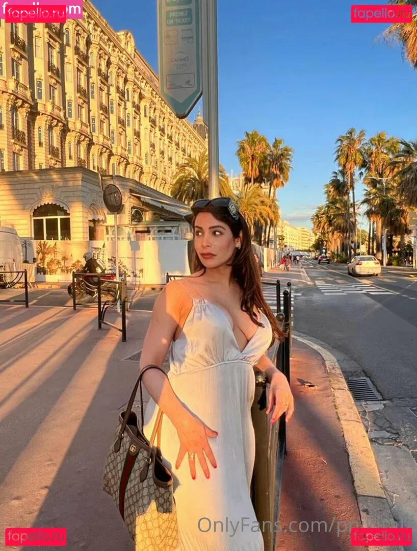 pnikitafr Onlyfans Photo Gallery 