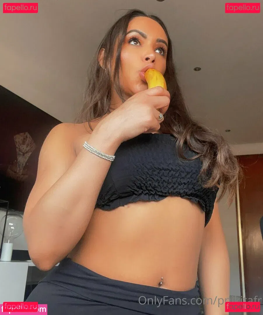 pnikitafr Onlyfans Photo Gallery 