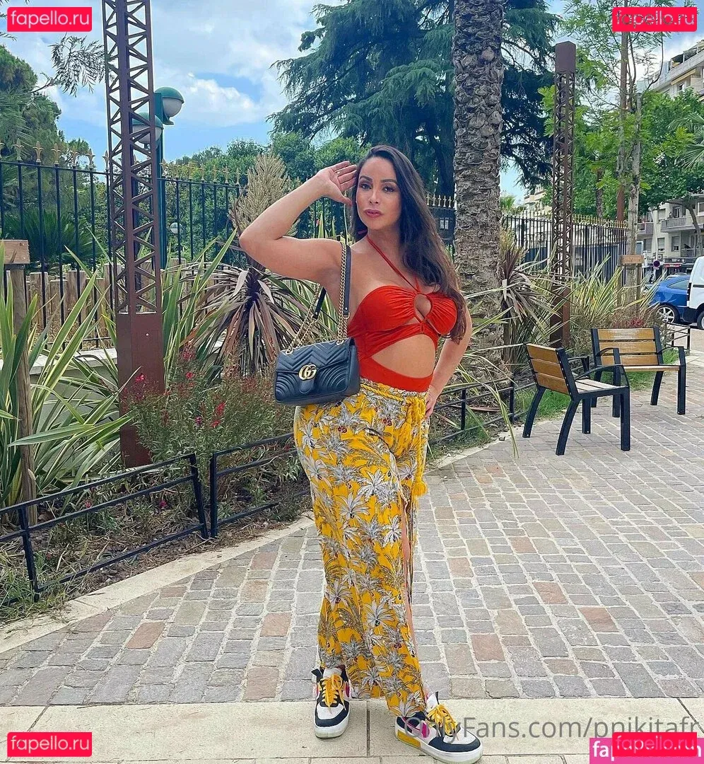 pnikitafr Onlyfans Photo Gallery 