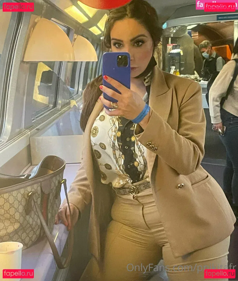 pnikitafr Onlyfans Photo Gallery 