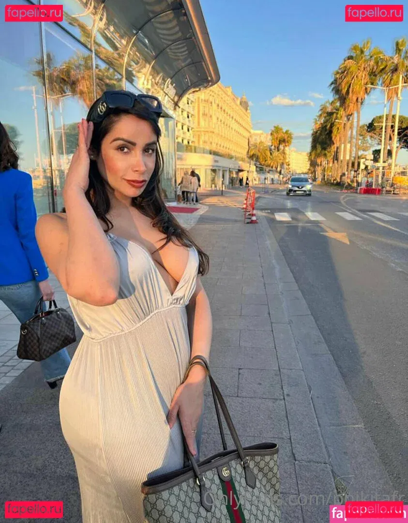 pnikitafr Onlyfans Photo Gallery 