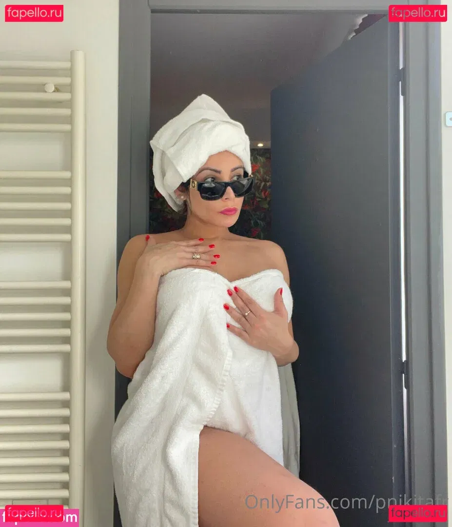 pnikitafr Onlyfans Photo Gallery 