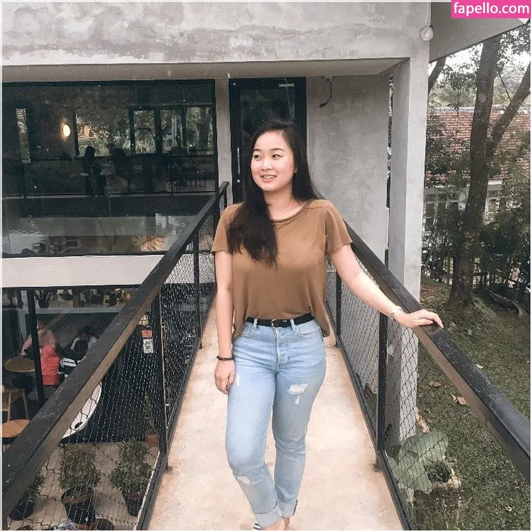 MonicaJeyincaNatasya Onlyfans Photo Gallery 