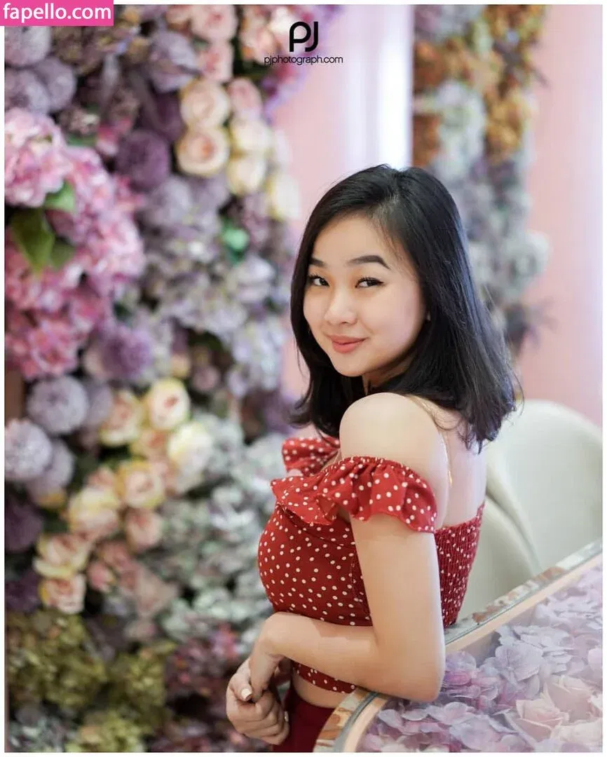 MonicaJeyincaNatasya Onlyfans Photo Gallery 