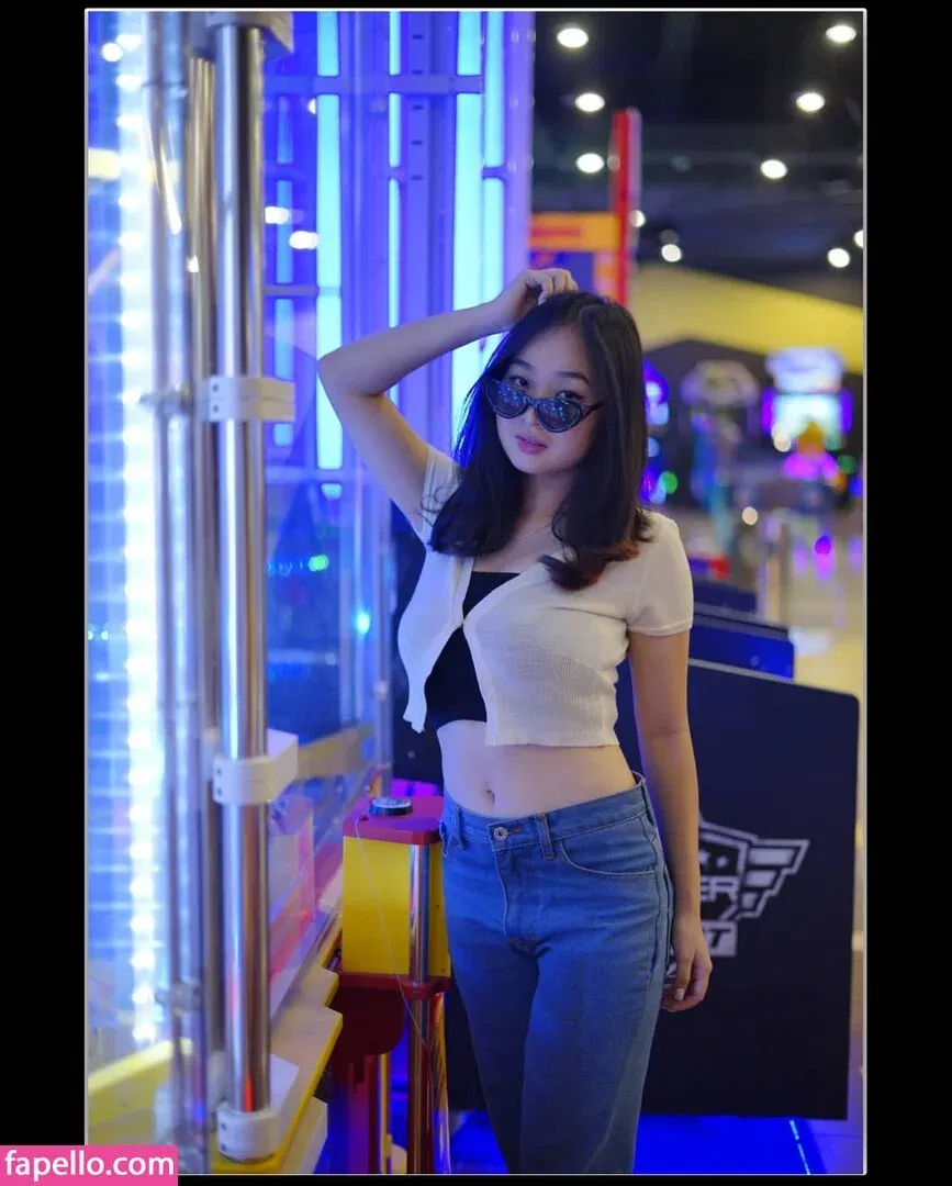 MonicaJeyincaNatasya Onlyfans Photo Gallery 