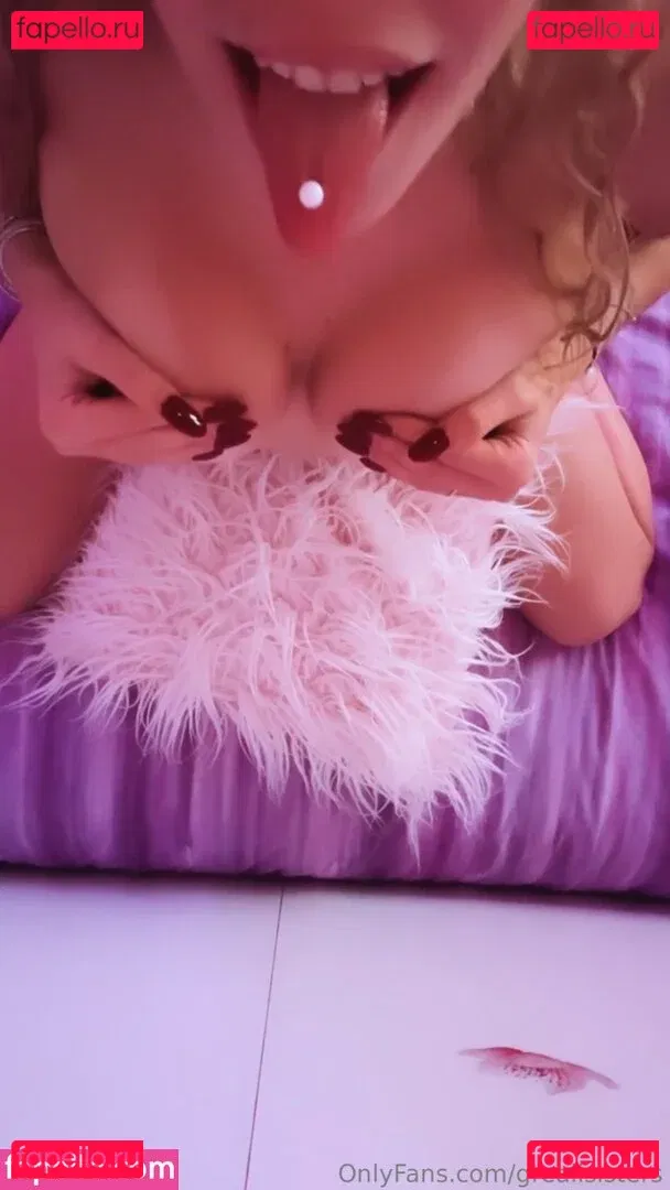 Grealisisters Onlyfans Photo Gallery 
