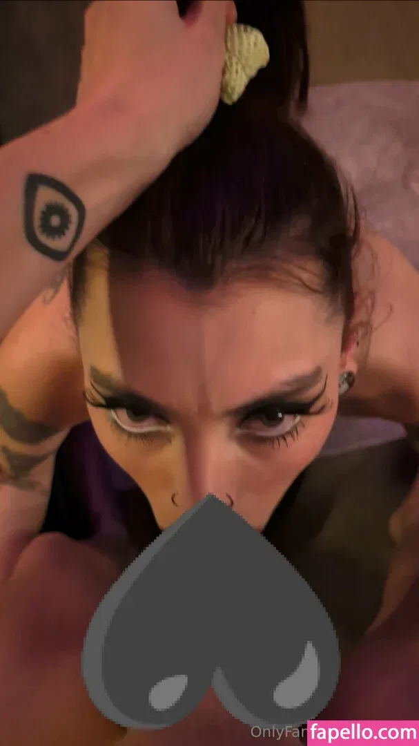 Inkedluci Onlyfans Photo Gallery 