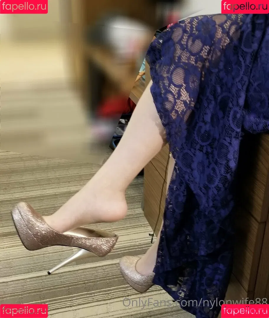 nylonwife88 Onlyfans Photo Gallery 