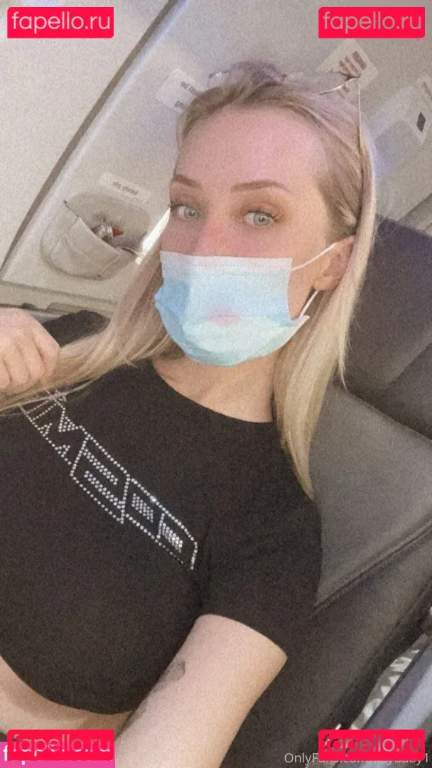 Kaylen Ward Onlyfans Photo Gallery 