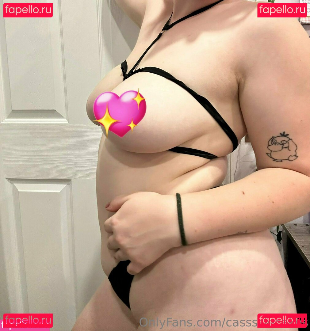 Cassssiecakes Nude Onlyfans Photo 35