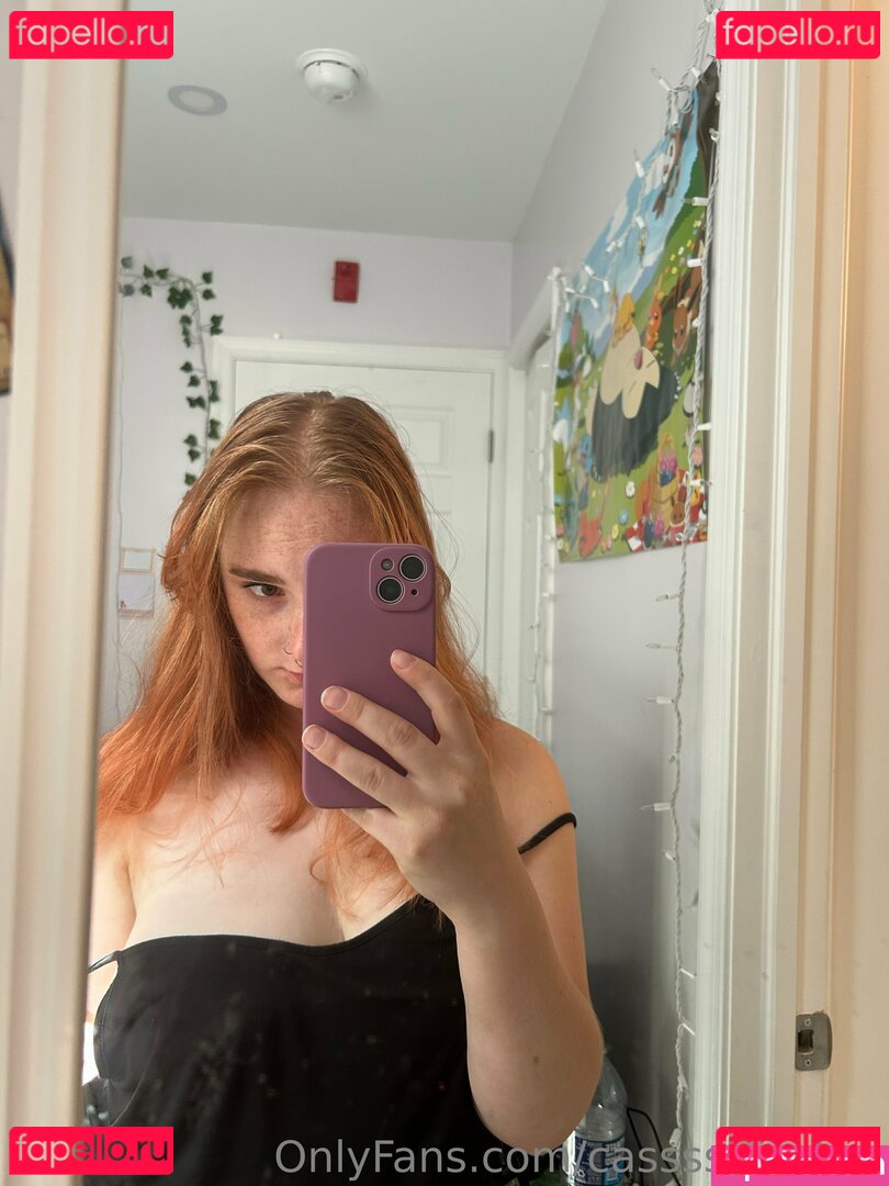 Cassssiecakes Nude Onlyfans Photo 9