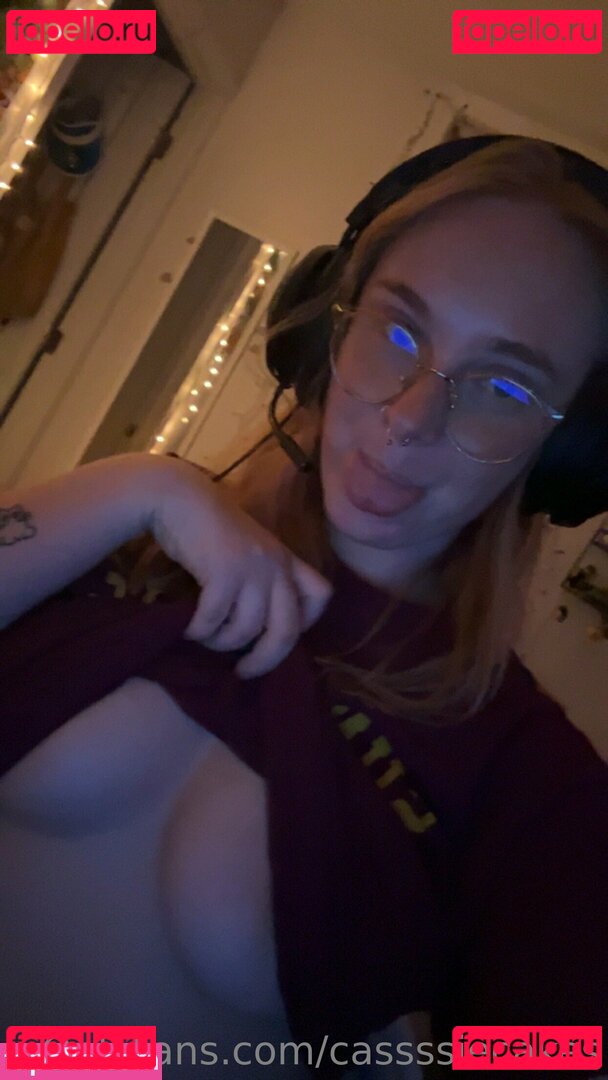 Cassssiecakes Nude Onlyfans Photo 6