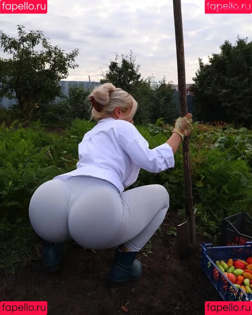 Kristina Musatova Onlyfans Photo Gallery 
