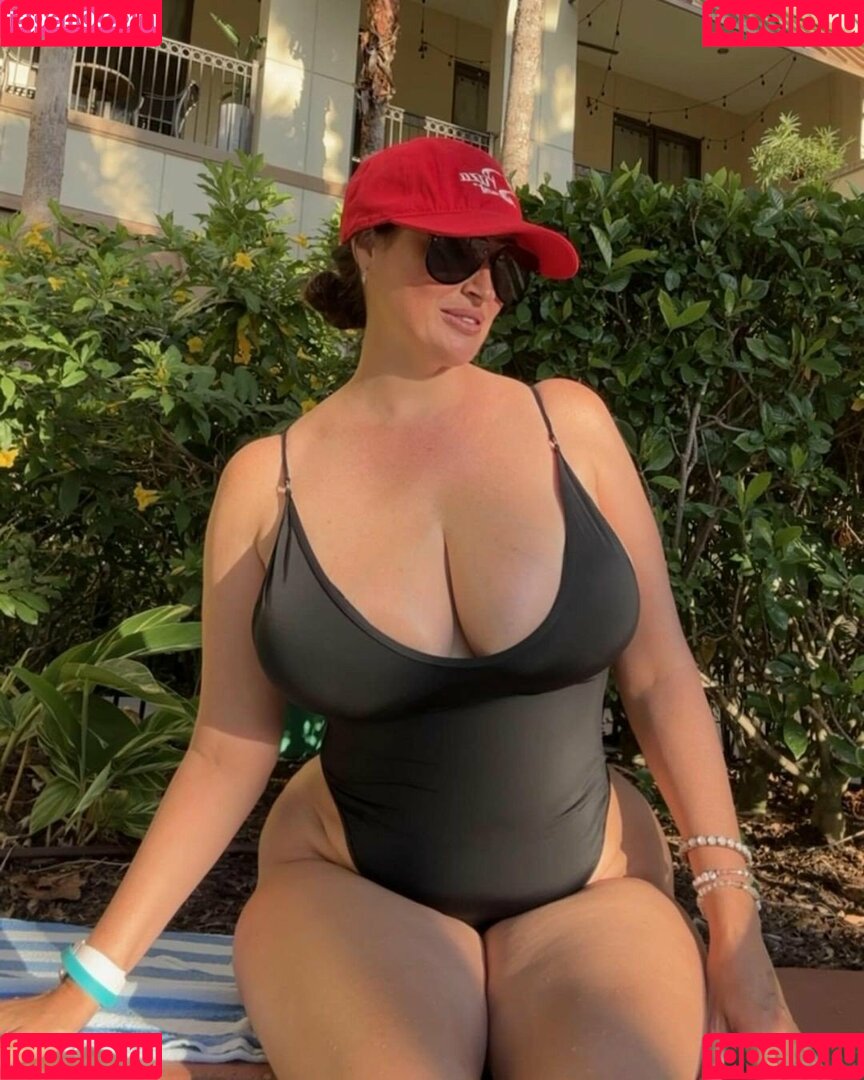 Shea Sweetness Onlyfans Photo Gallery 