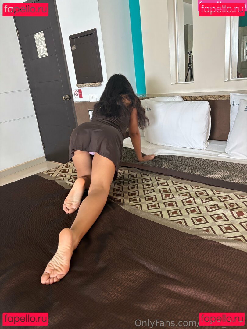 siara_20m Nude Onlyfans Photo 12
