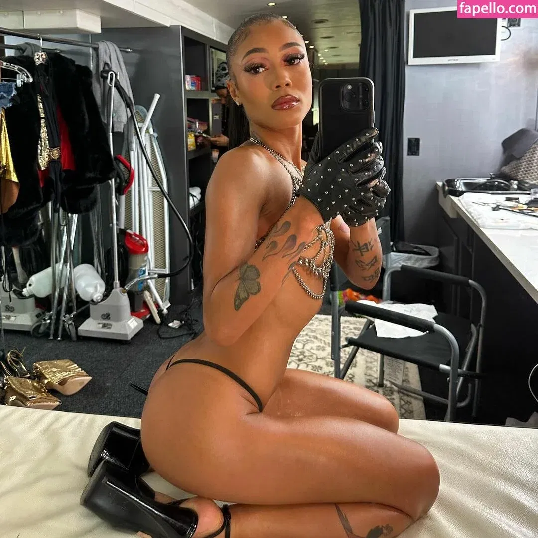 Coi Leray Onlyfans Photo Gallery 