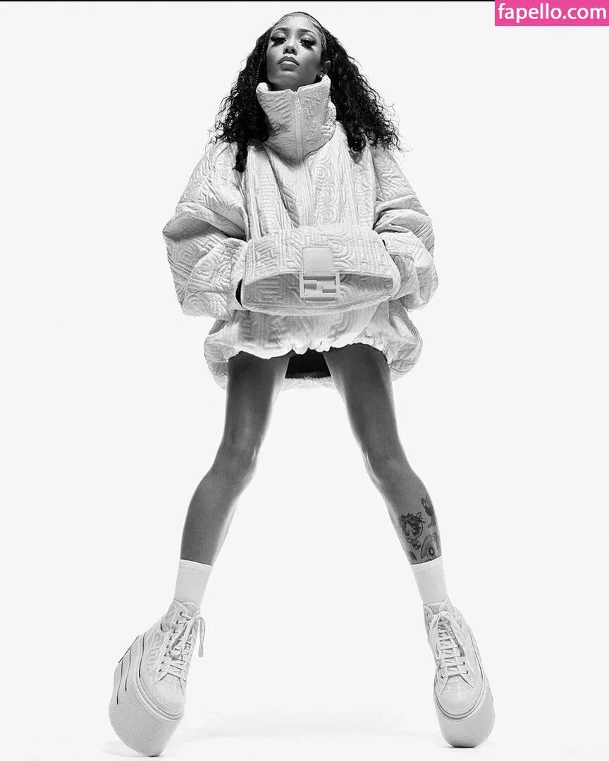 Coi Leray Onlyfans Photo Gallery 