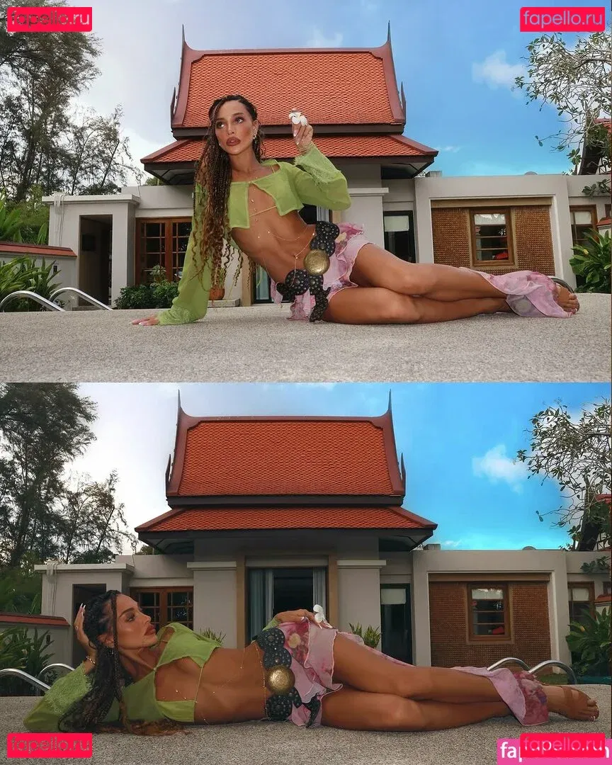 monaazar Onlyfans Photo Gallery 