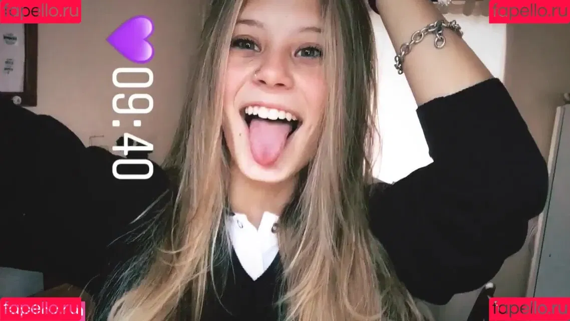 Sol Aguilera Onlyfans Photo Gallery 