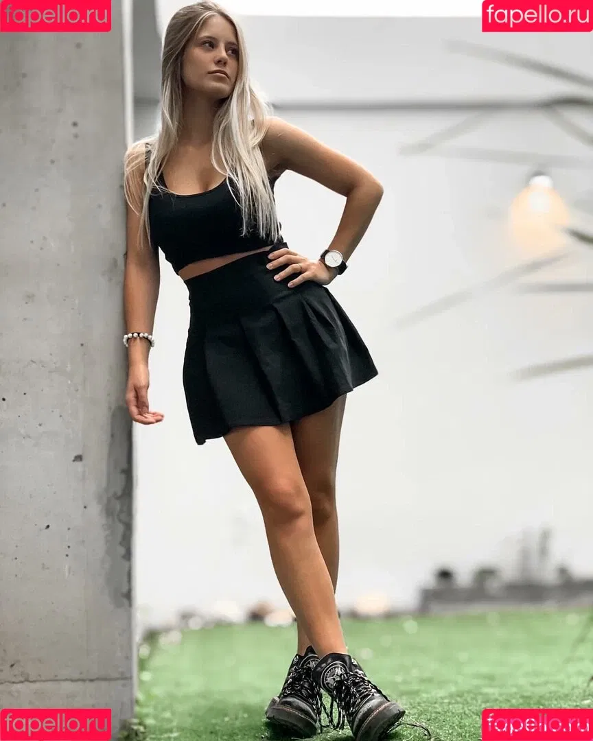 Sol Aguilera Onlyfans Photo Gallery 