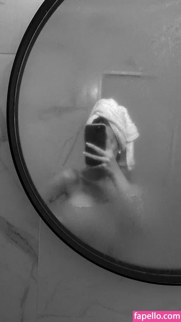 Sol Aguilera Onlyfans Photo Gallery 