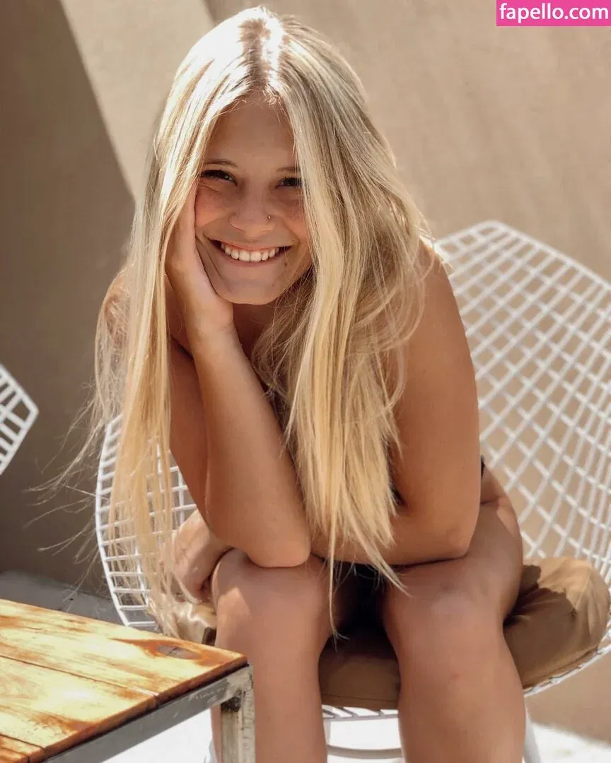 Sol Aguilera Onlyfans Photo Gallery 