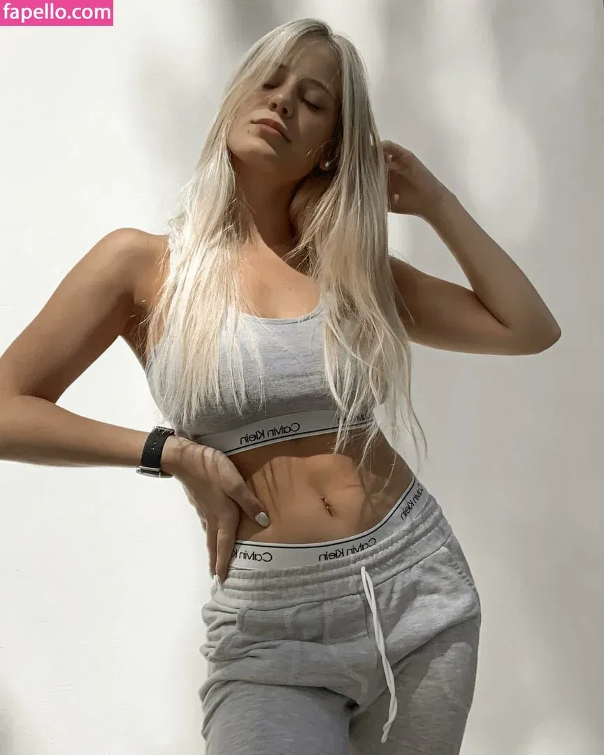 Sol Aguilera Onlyfans Photo Gallery 