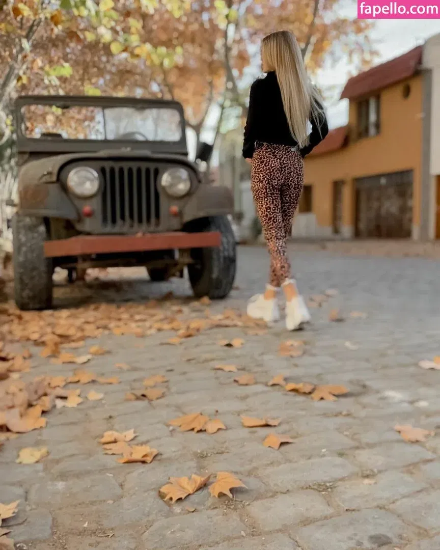 Sol Aguilera Onlyfans Photo Gallery 